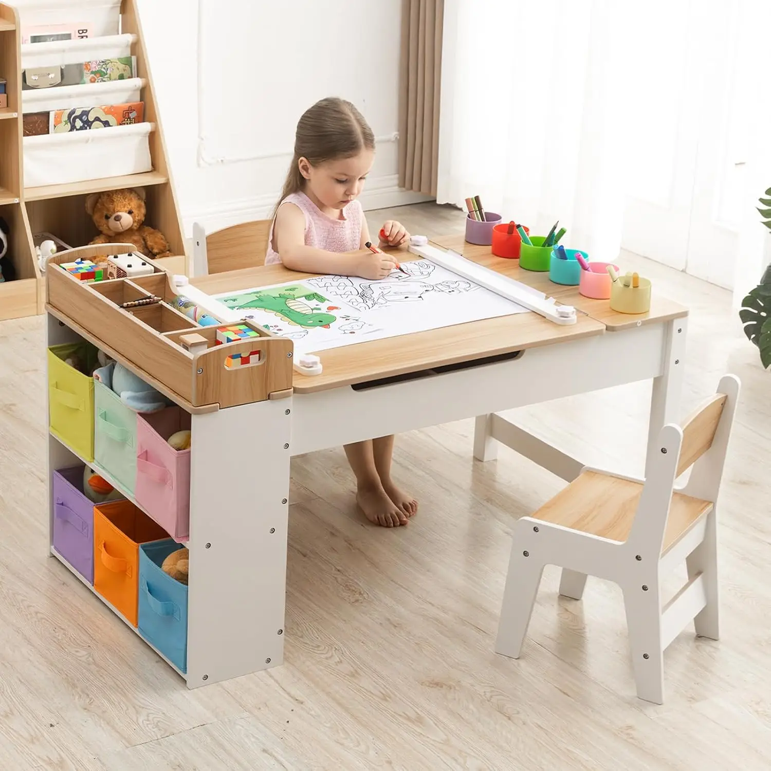 Art Craft Toddlers - Zestaw stołu i dwóch krzeseł dla