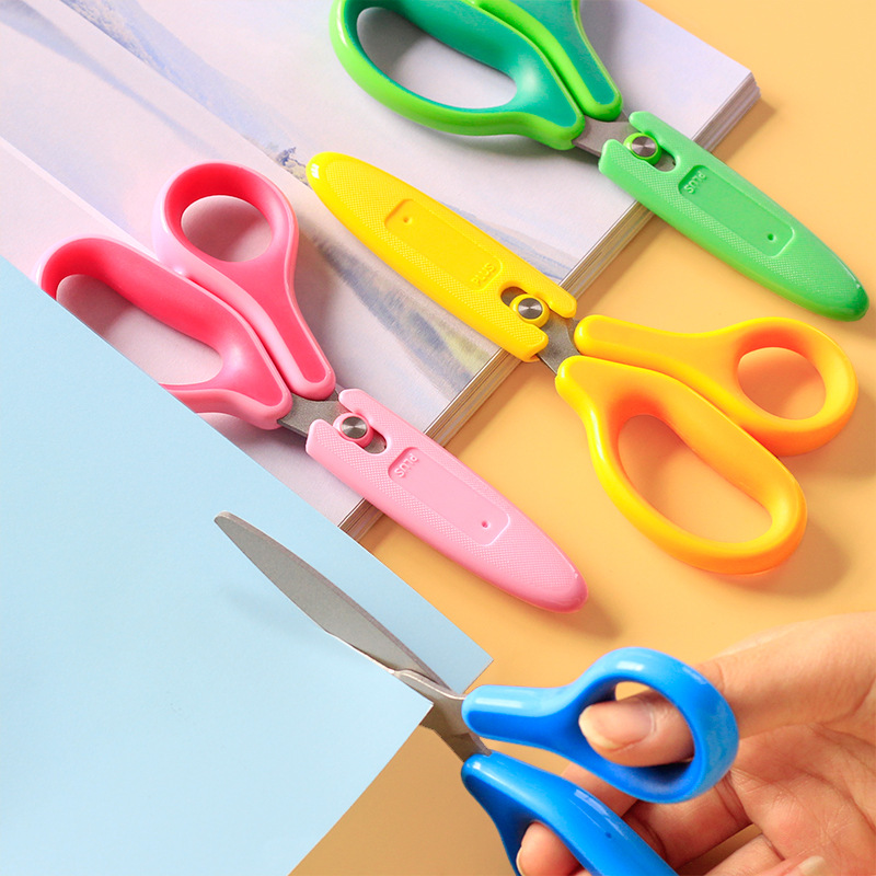 Art Craft Toddlers - Nożyczki dla dzieci z osłonką ochronną,